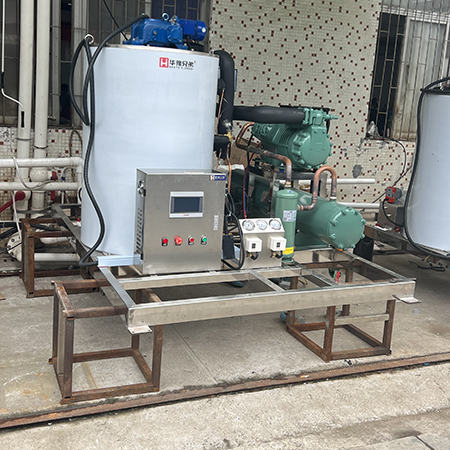 5吨工业片冰机即将发往浙江某海鲜码头使用